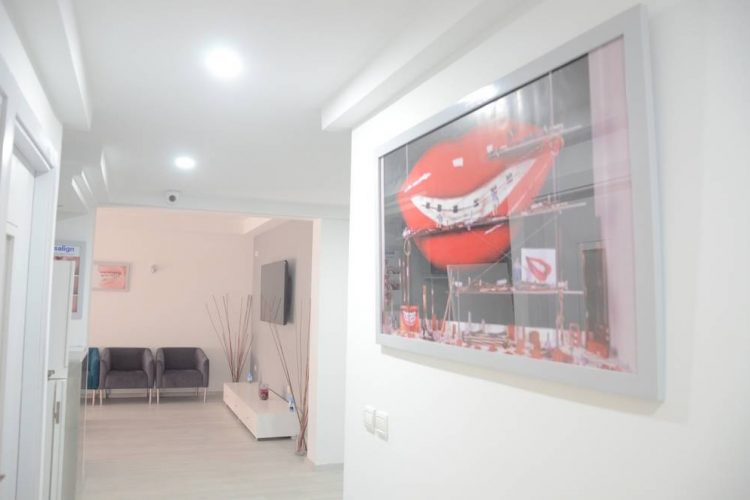 Dr naoumi hicham cabinet d orthodontie Exclusif rabat agdal